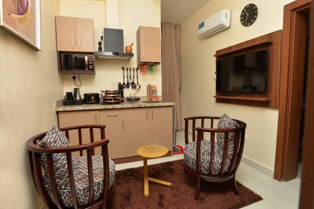 Aduke Residence Junior Suite (4)